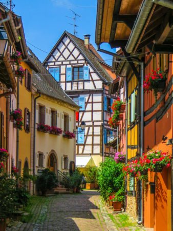 Eguisheim, a cidade mais charmosa e colorida da França