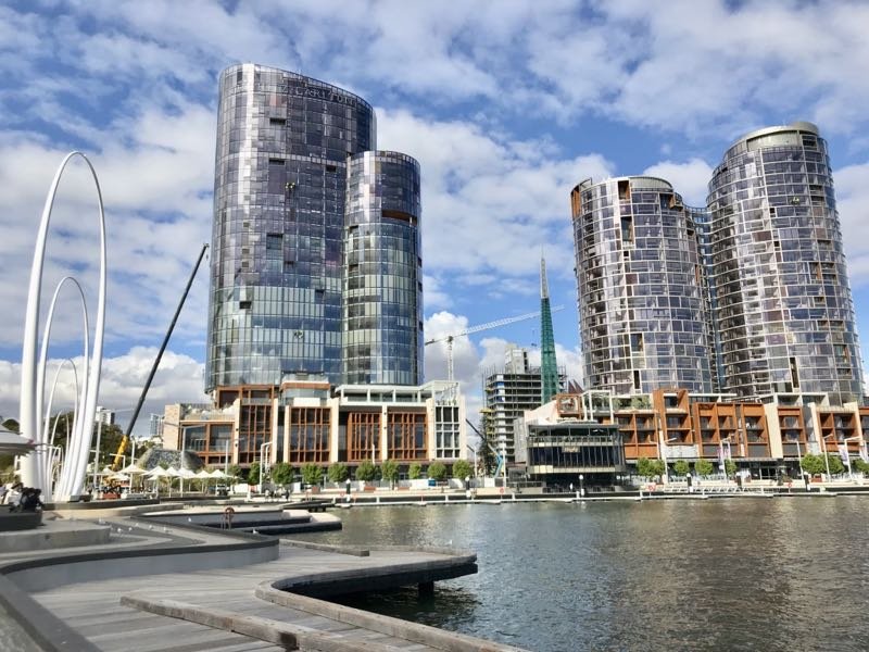 Perth na Australia - Elizabeth Quay