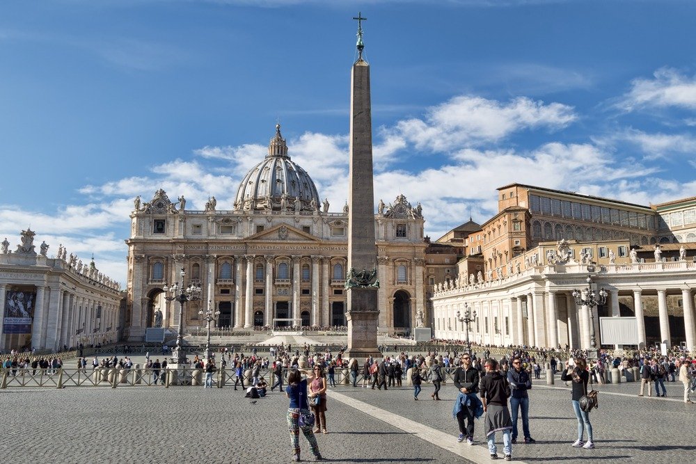 Praça São Pedro e o Vaticano 