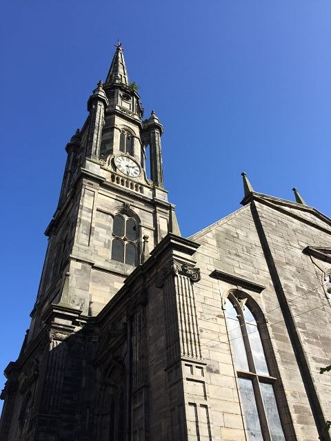 Royal Mile em Edimburgo Tron Kirk