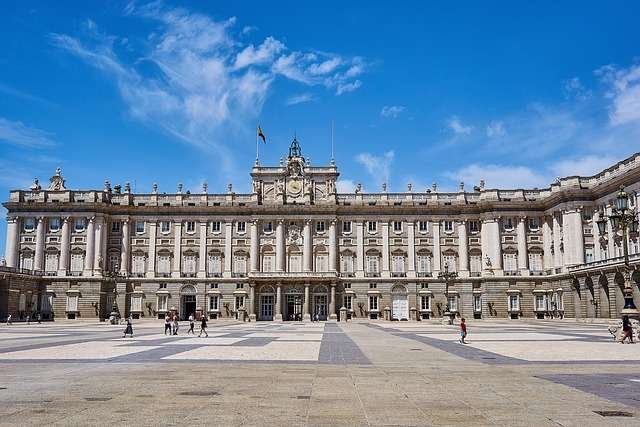 O que fazer em Madrid Palacio NakNakNak Pixabay