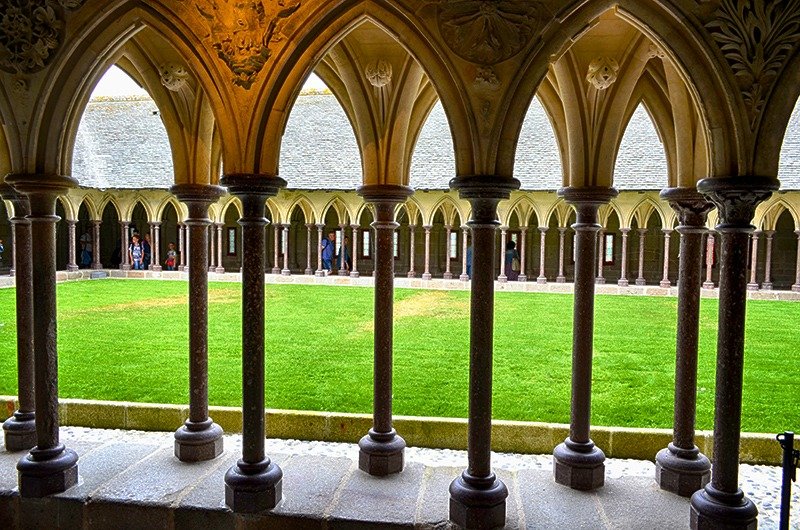 Mont Saint Michel - a jóia arquitetônica da França