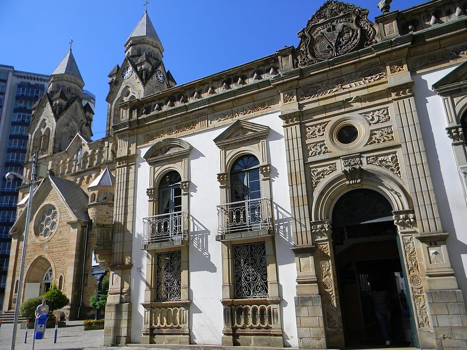 Catedral e Prefeitura de Lages