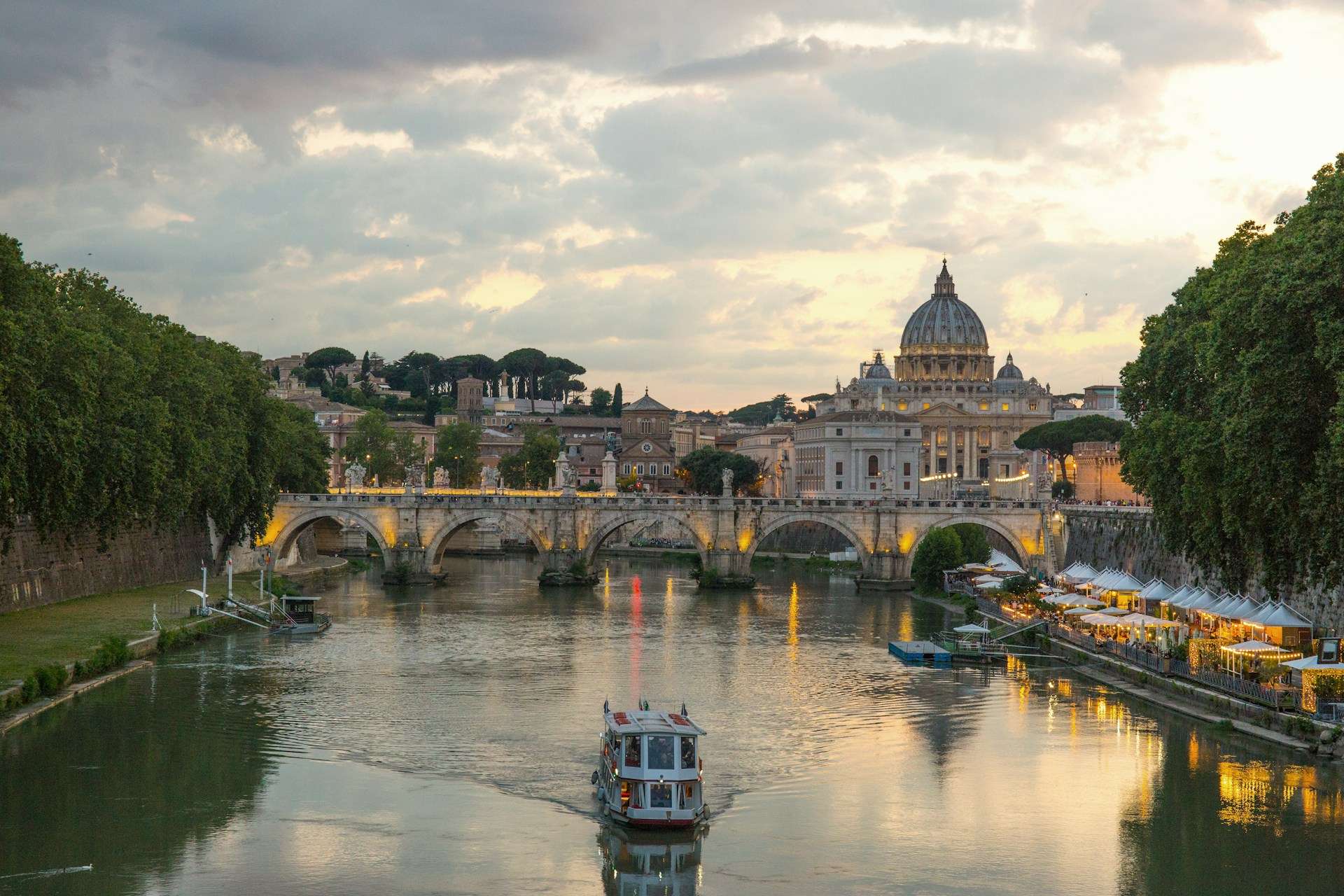 Melhor Época para Visitar Roma Verão em Roma